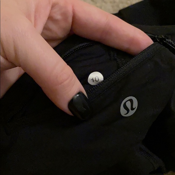 lulu lemon leggings - Picture 3 of 3